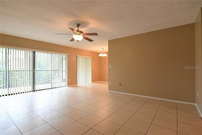 Building Photo - 4515 Pine Meadows Rd