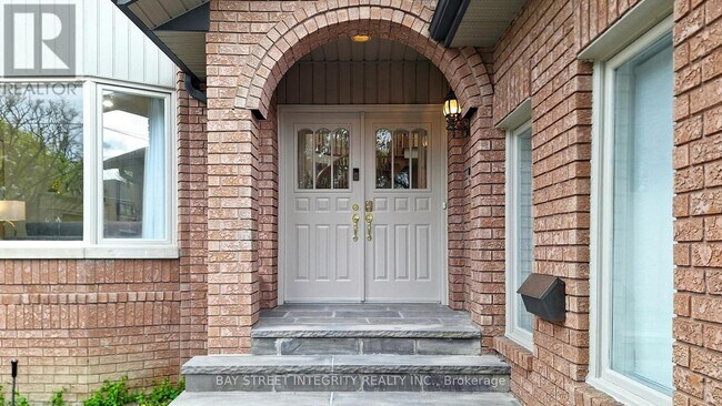 Photo du bâtiment - 280 Kingsdale Ave