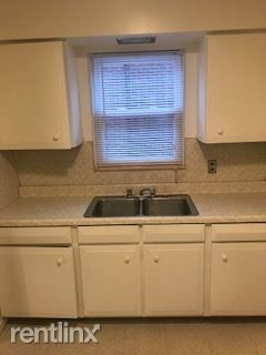 Building Photo - 3 br, 1 bath House - 16511 Edmore Dr