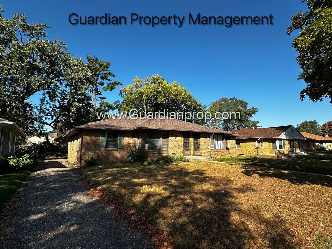 Foto principal - Spacious Richfield Side by Side, Renovated...