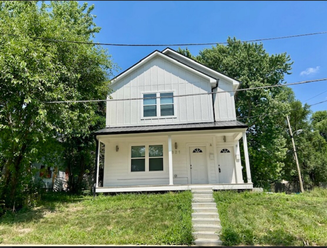 Charming 3-Bedroom 2 Bathroom Duplex in th... - Charming 3-Bedroom 2 Bathroom Duplex in th...