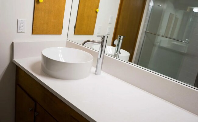 Foto del edificio - 7113 California Ave SW