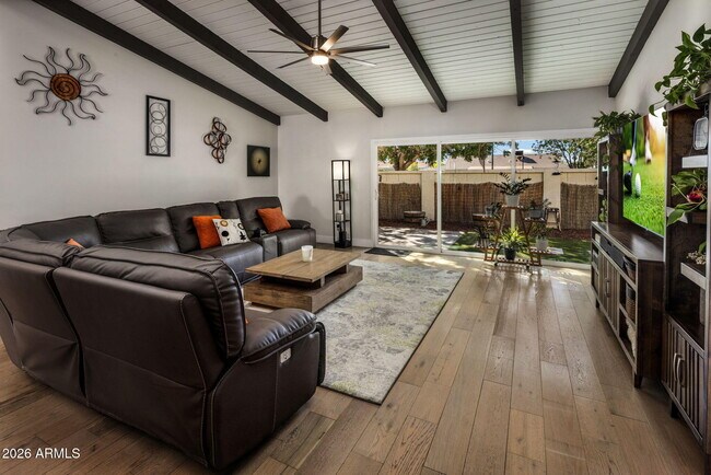 Foto del edificio - 8633 E Monterosa Ave