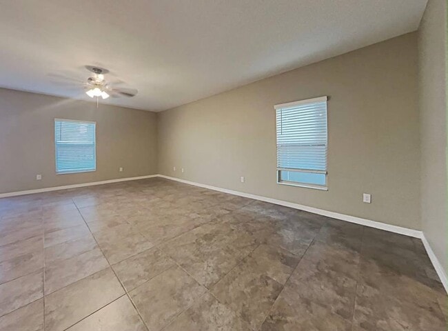 Foto del edificio - 10213 Cool Waterlily Ave