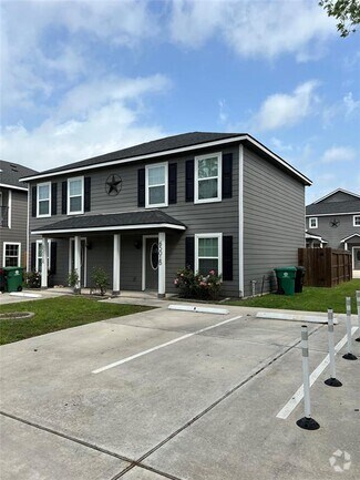 Building Photo - 6501 Osprey Dr