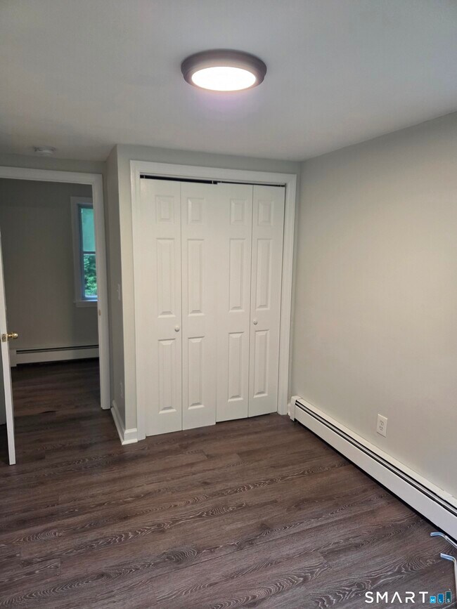 Building Photo - 26 Seagraves Rd