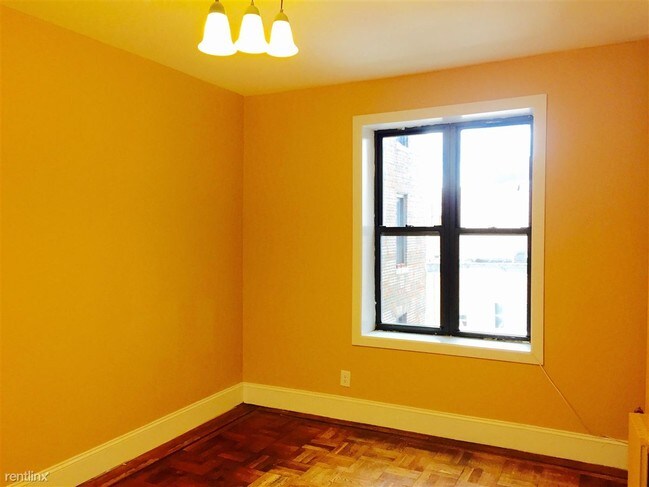 Foto del edificio - 1004 Montgomery St