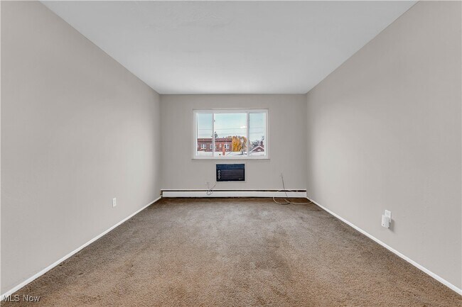 Foto del edificio - 1415 Wyandotte Ave