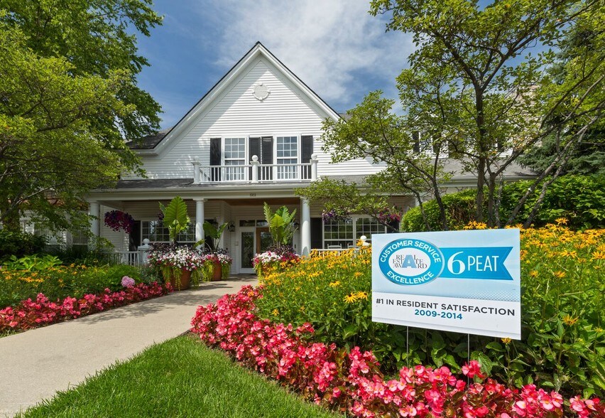 Village Green of Rochester Hills Rentals Rochester Hills, MI