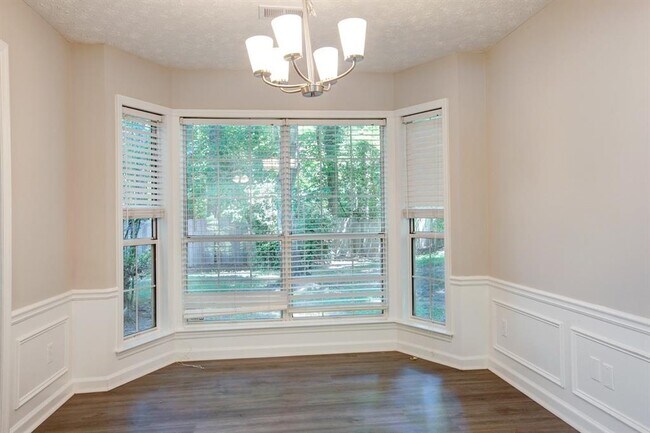 Foto del edificio - 4940 Tanners Spring Dr