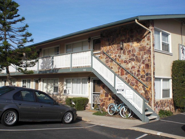 Building Photo - Pacific Crest Apartments