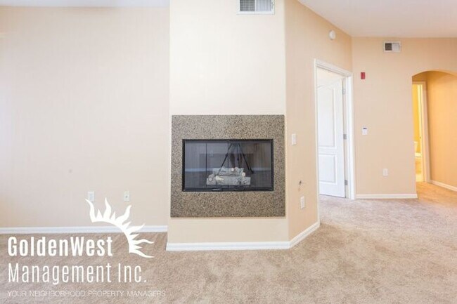 Building Photo - Luxury Resort Style 1Bdm 1Ba Condo in the ...