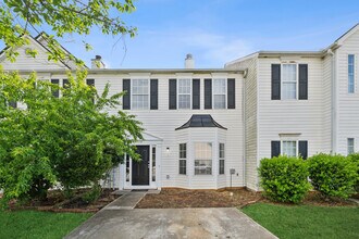 Building Photo - 115 Benfield Cir SE
