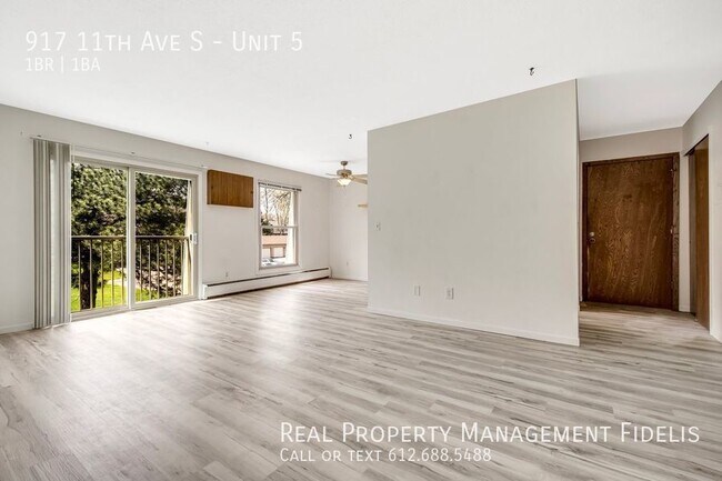 Foto del edificio - 917 11th Ave S