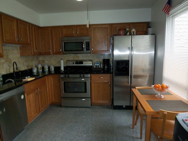 Foto del edificio - 2071 Danbury Pl