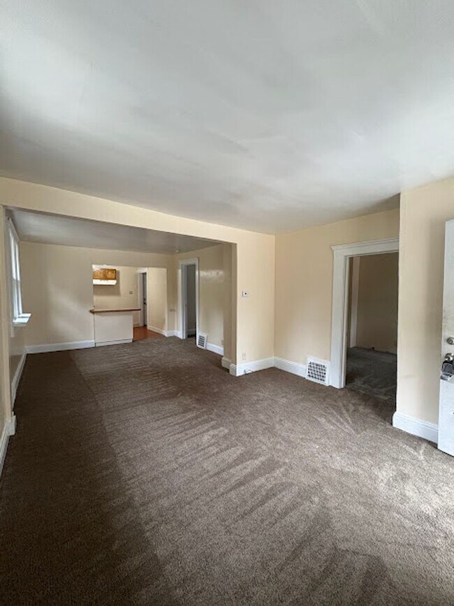 Foto del edificio - 2 Bedroom 1 Bathroom Home for Rent!
