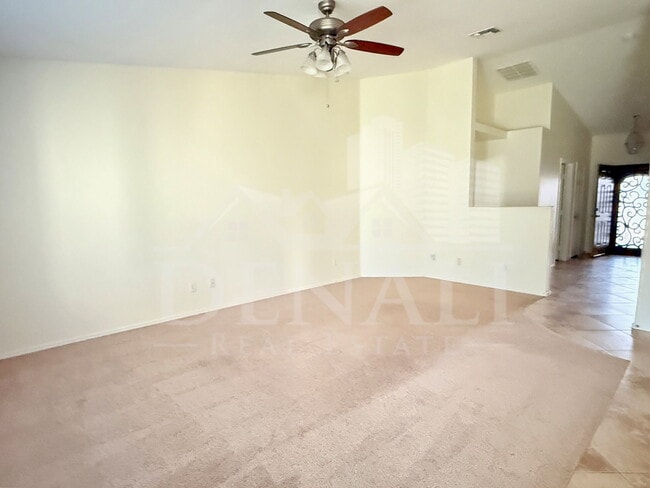 Foto del edificio - 1845 E Aloe Pl