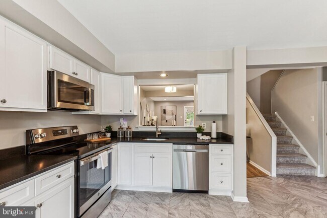 Cocina - 81 Talbot Ct