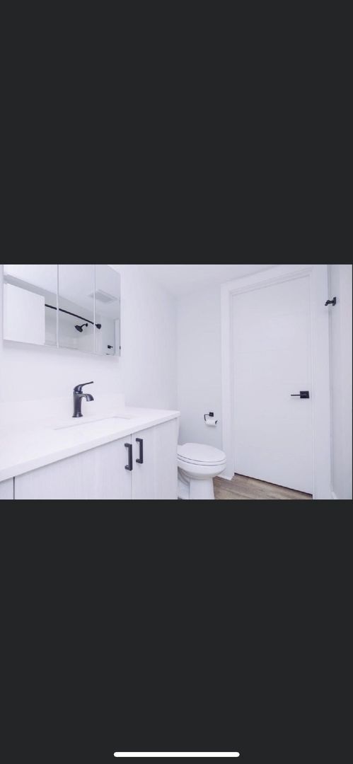 Interior Photo - The Flats Off Madison