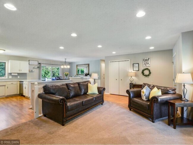 Foto del edificio - 11301 198th Ave NW