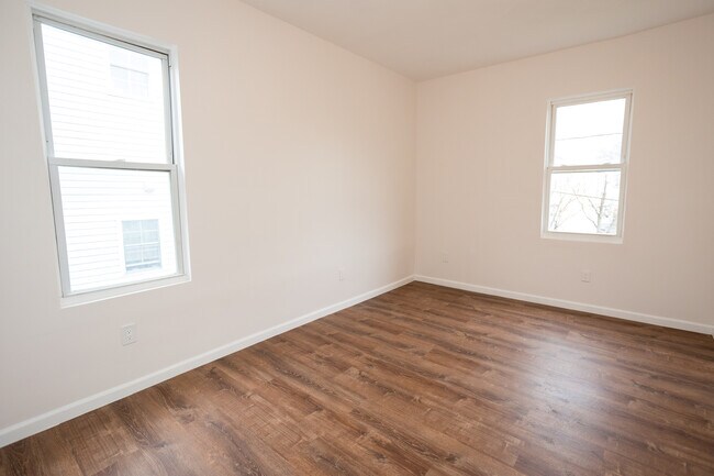new - 303 Renner Ave
