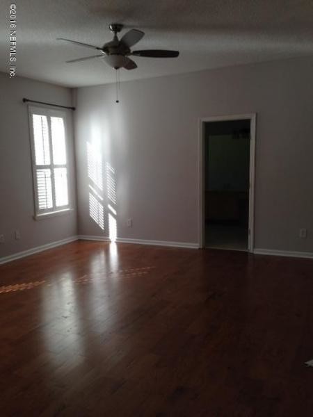 Building Photo - 10581 Roundwood Glen Ct