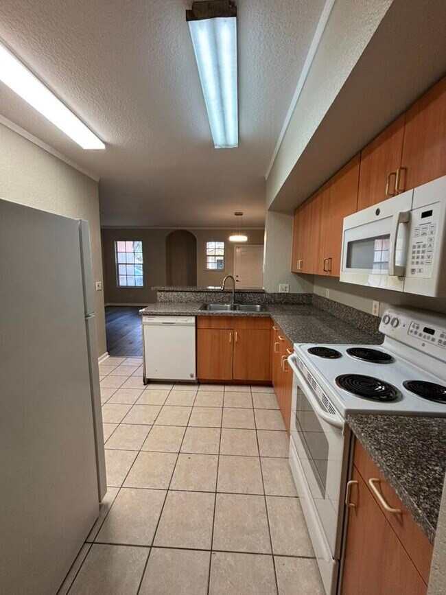 Foto del edificio - 2412 Belmont Ln