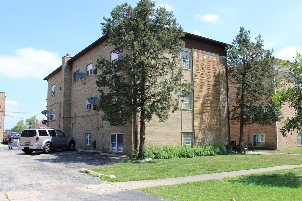 Primary Photo - 726 W Roy Dr