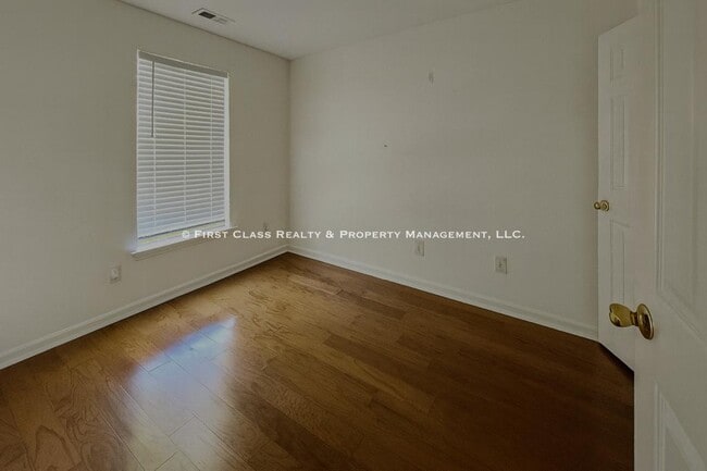 Building Photo - 1444 Rumstone Ln