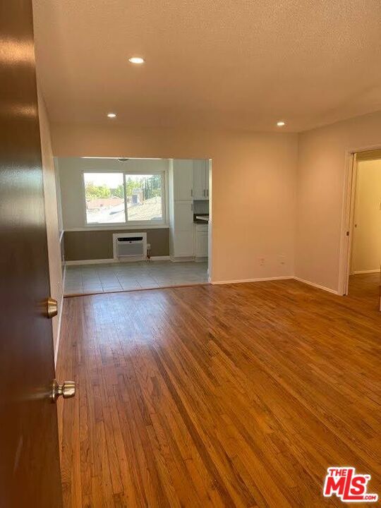 Building Photo - 6610 Whitsett Ave