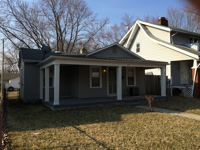 Primary Photo - 2 bedroom 1 bathroom ranch style home