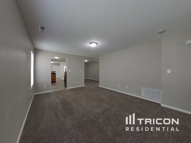 Foto del edificio - 2347 Middle View Drive Columbus IN