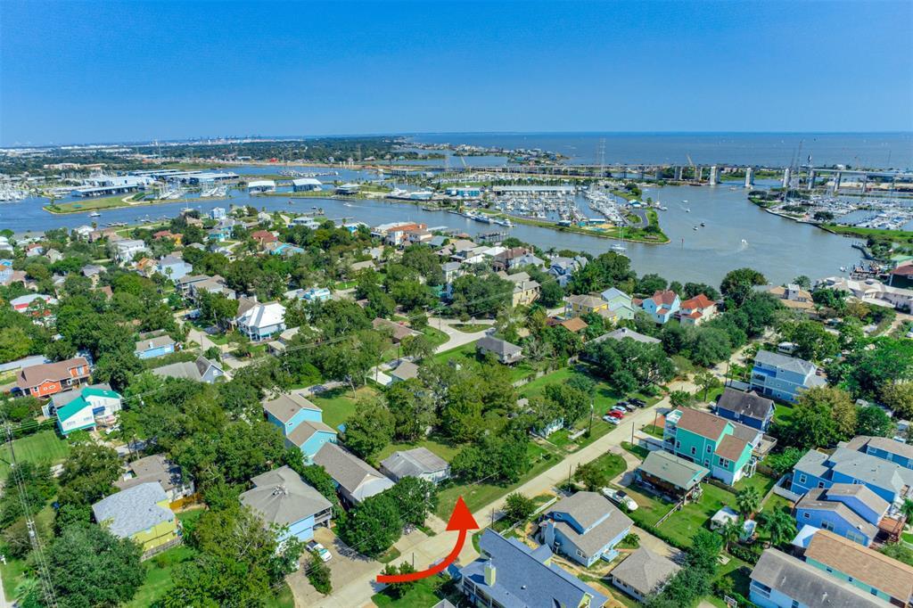 914 Hawthorne Rd, Clear Lake Shores, TX 77565 House Rental in Clear