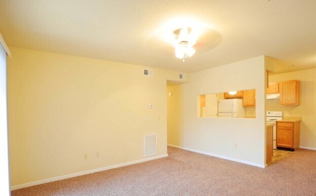 Foto del edificio - Hurry in this unit won't last long!