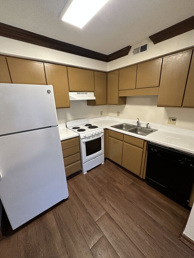 Foto del edificio - 1 Bedroom 1 Bathroom Condo!