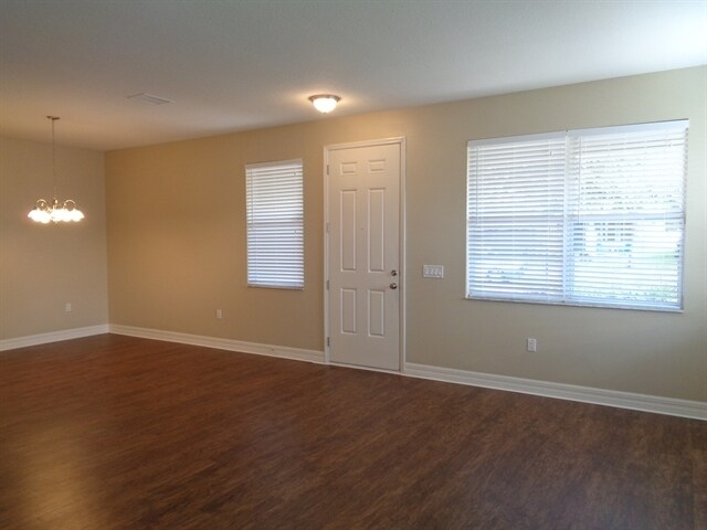 Building Photo - 11125 Running Pine Dr