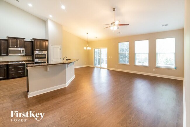 Building Photo - 107 Springbank Ct