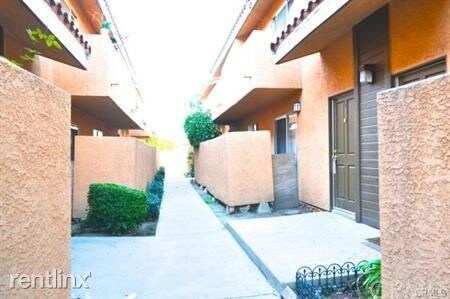 Foto principal - 222 N 3rd St