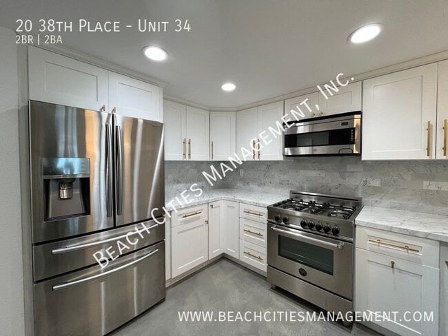 Building Photo - 20 38th Pl
