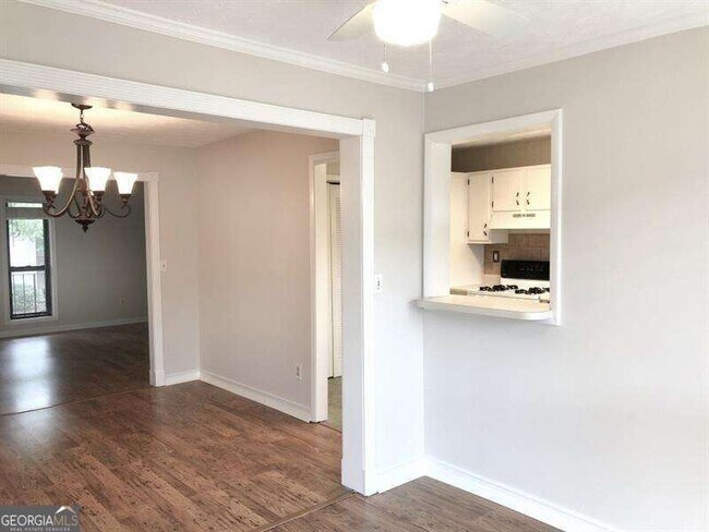 Foto del edificio - 606 Park Ridge Cir