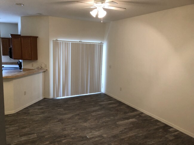 Foto del edificio - 9903 Palermo Breeze Way