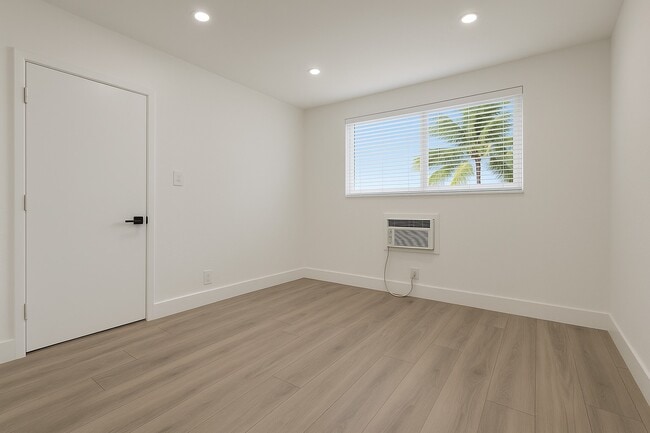 Unit 1 Bedroom - 105 NW 14th Way