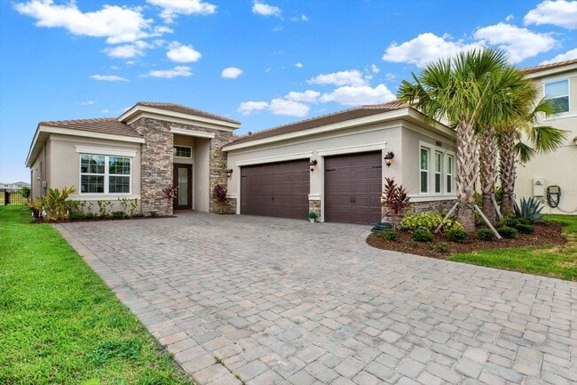 Building Photo - 32179 Logan Elm Ter