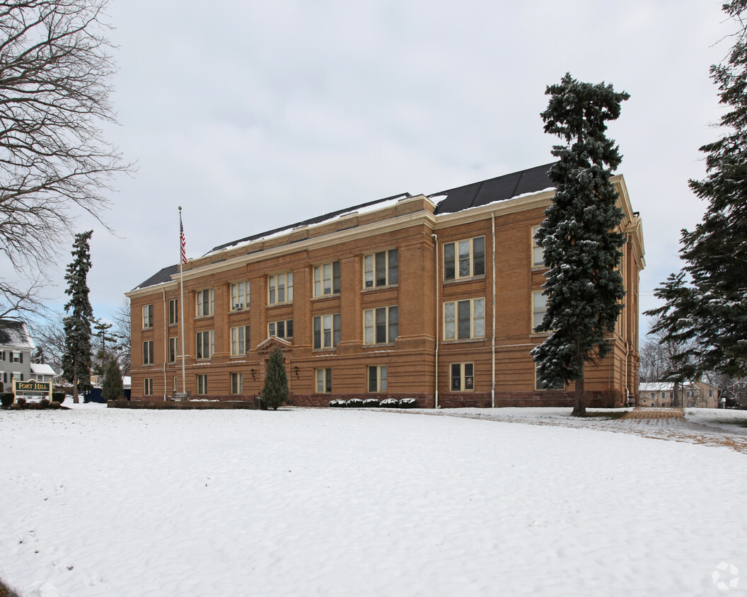 Primary Photo - Fort Hill Apartments