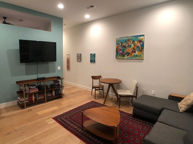 living room w/ tv - 4308 Georgia Ave NW