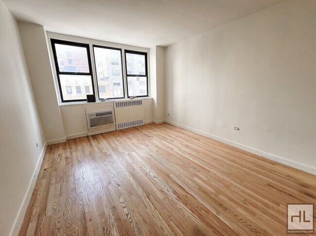 Building Photo - East 79th Street
