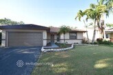 Foto principal - 15600 Gauntlet Hall Manor