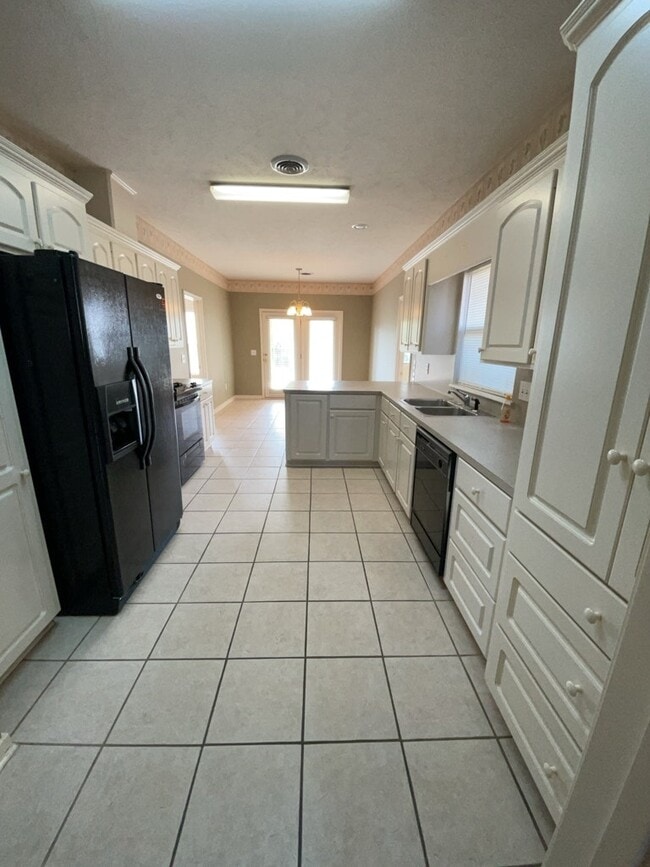 Building Photo - 107 Oakleigh Dr