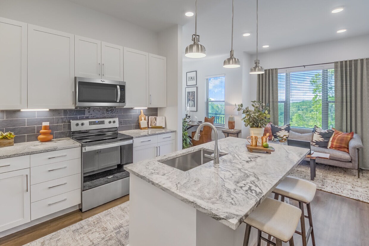 Enclave Piney Mountain Apartments in Asheville, NC