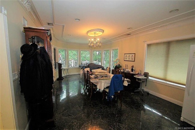 Foto del edificio - 1215 Clifton Ave